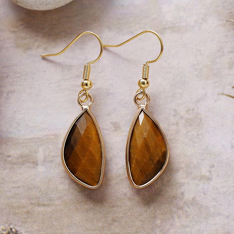 Natural stone crystal earrings, ear hooks, earrings, Japanese and Korean designer real gold-plated popular jewelry.