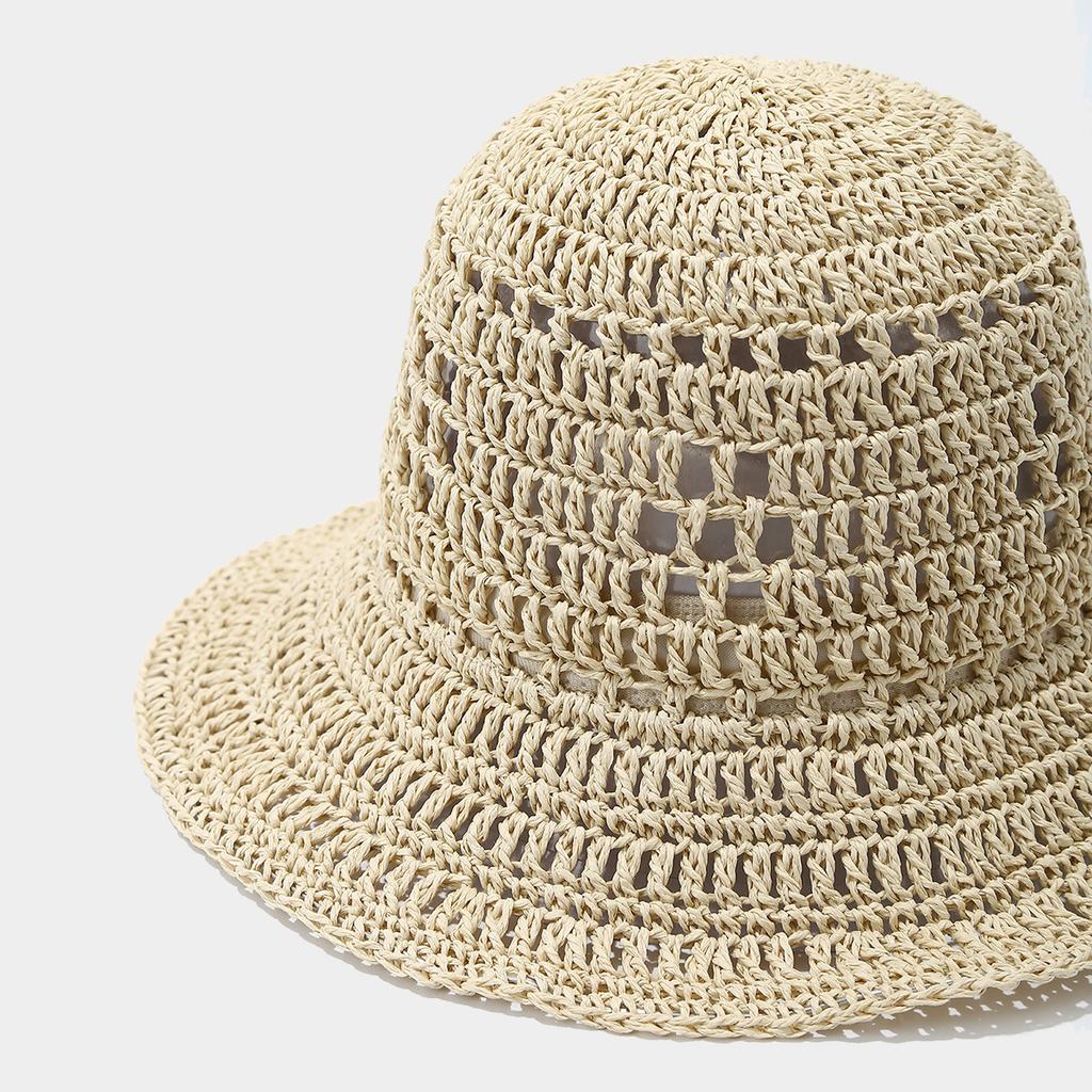 Jarní/Letní Háčkovaný Květ Prodyšný Klobouk z Tkané Slámy pro Dámskou Plážovou Dovolenou Sluneční Ochrana Slaměný Klobouk