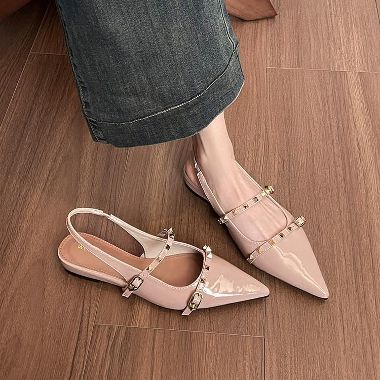 French rivet bag head rear empty sandals women's 2025 new fairy style temperament versatile casual single shoes women's summer outer wear