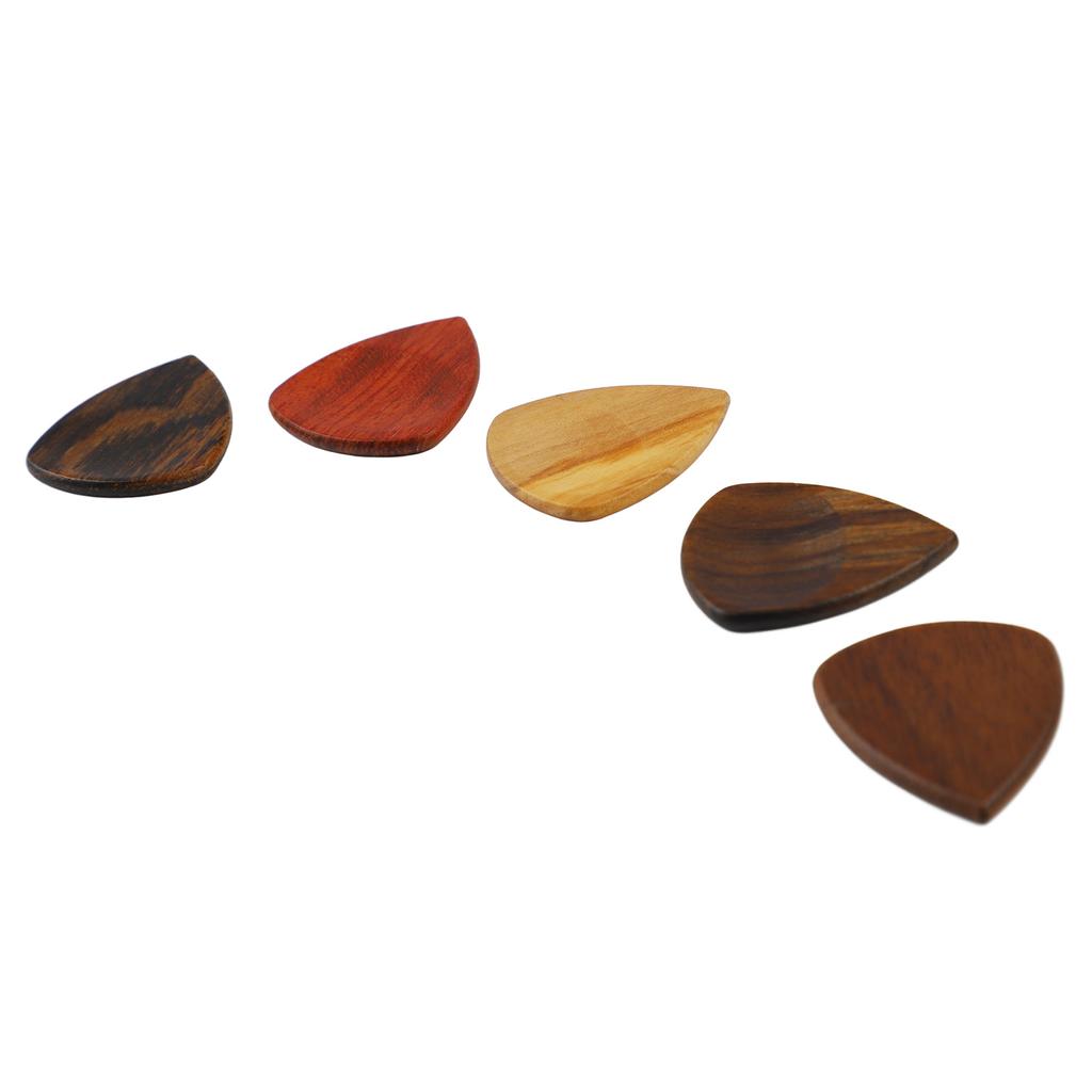Wood Guitar Pick Box Smoothly Appearance Delicate Lightweight Portable Pick Case with 5Pcs Guitar Picks