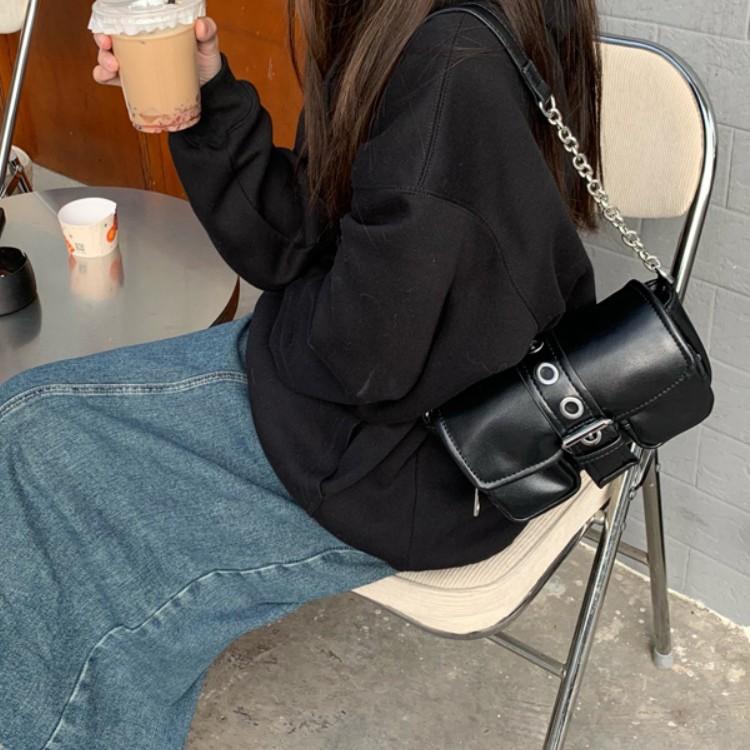 Punk Style Street Trend Women'S Bag Niche Design Shoulder Underarm Bag Temperament High-End Sense Versatile Locomotive Bag