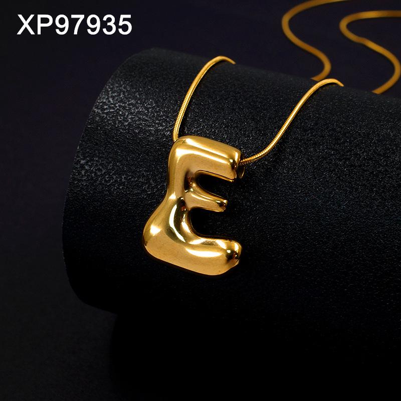 Personalized Gold-Plated Titanium Letter Necklace for Women - Fashionable Clavicle Chain Jewelry