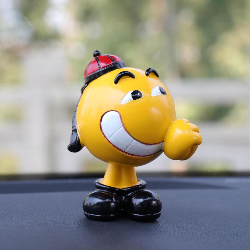 Ha Hu Emoji Bobblehead Car Ornament: Cute Cartoon Interior Decoration.
