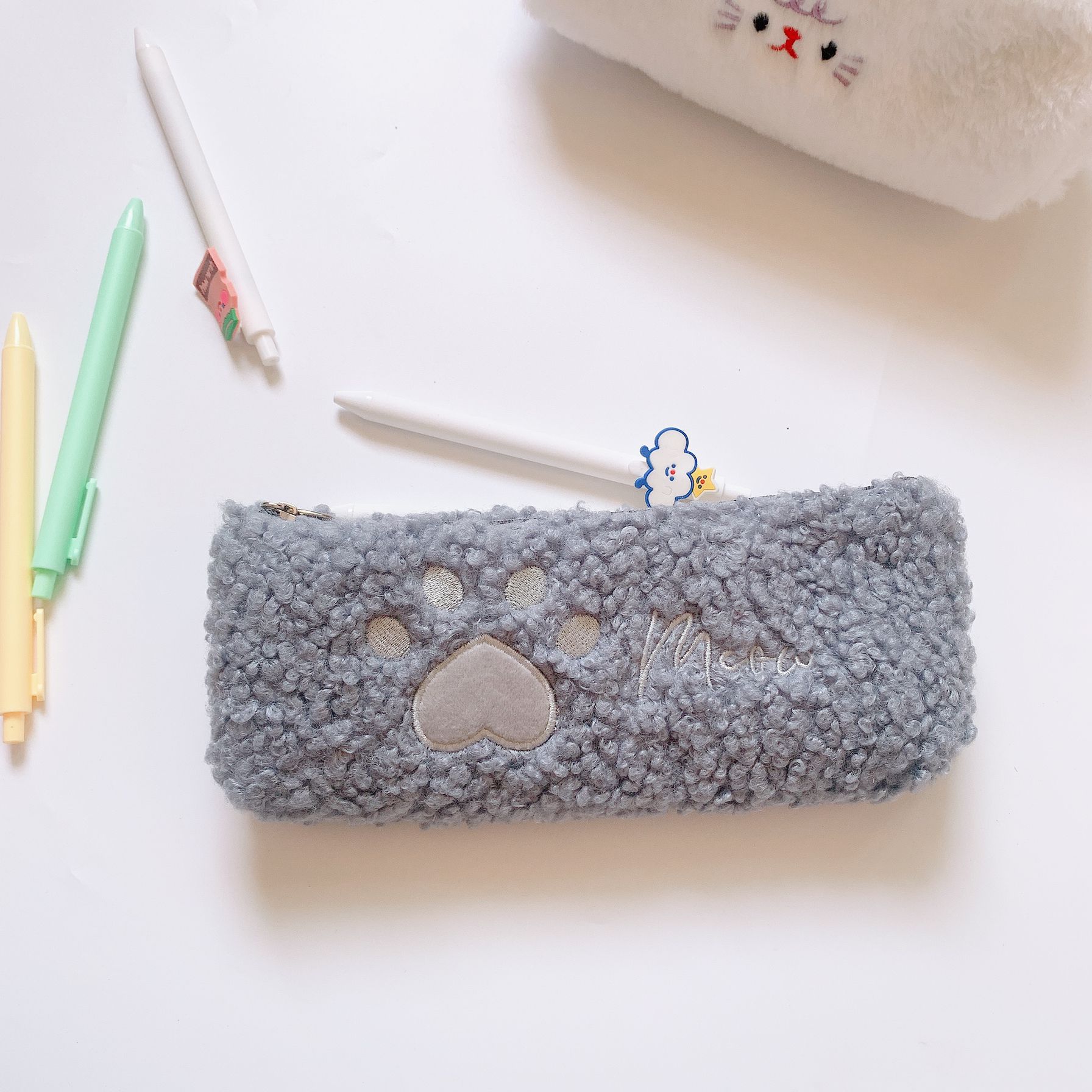 

Hairy Cute Kawaii Cat Paw Plush Pencil Bag Case Girl Supplies Simple Student Stationery Pen Case Storage Bag Gifts For Kids серый