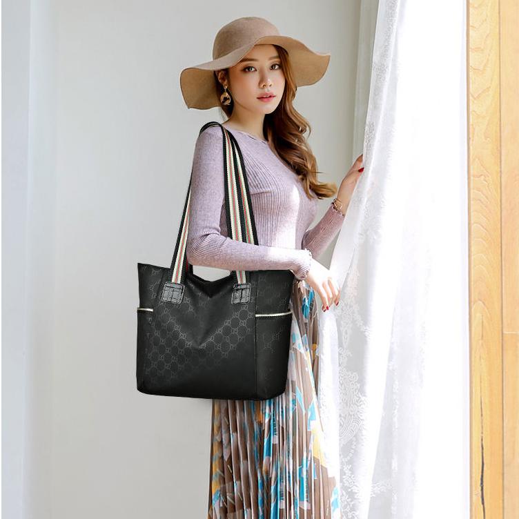 Dámská velkokapacitní voděodolná taška Oxford Cloth Nylon plátěná taška přes rameno Tote Bag Kabelka