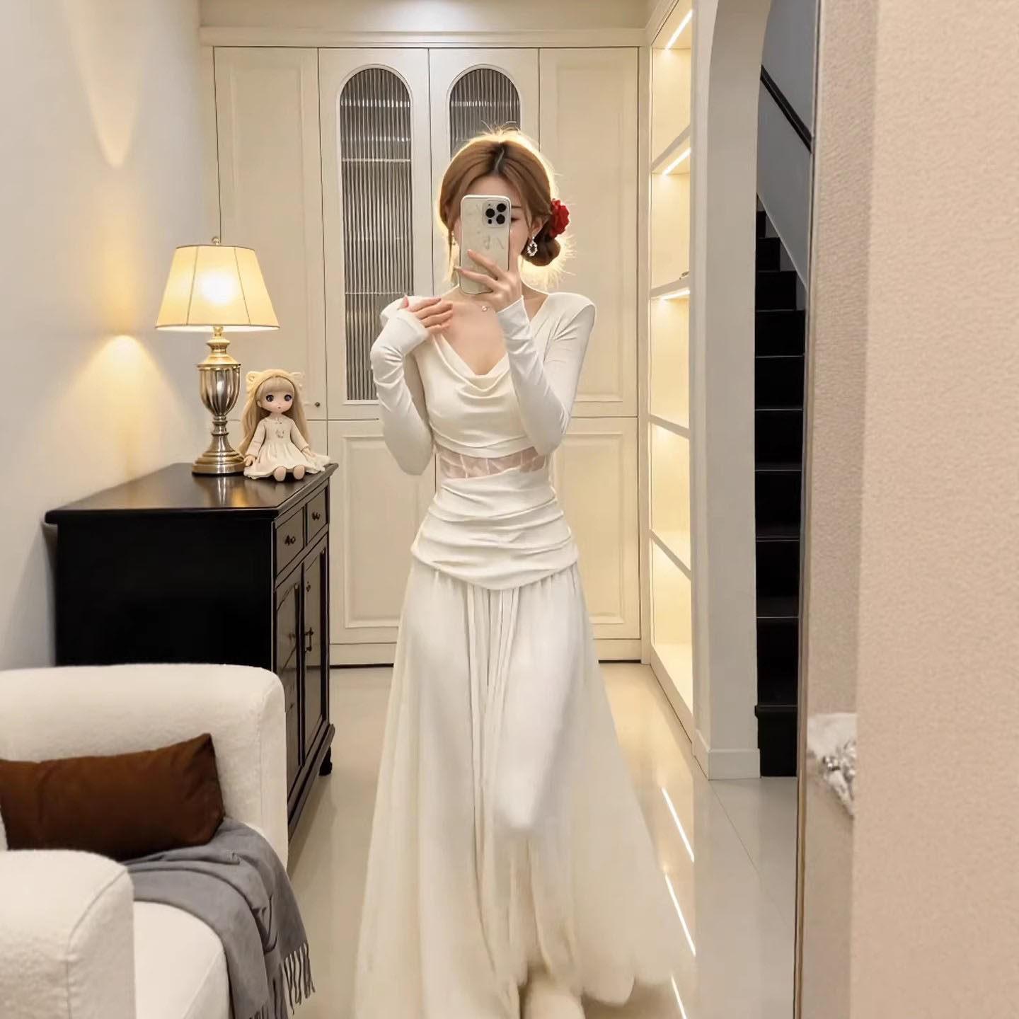 Elegant 2026 Spring White Lace Off-Shoulder Top & Skirt Set for Women Medium