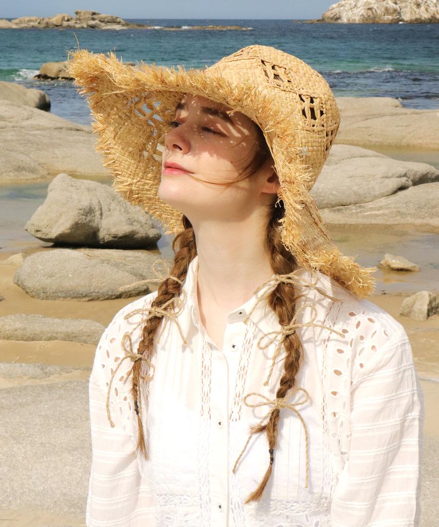 Elkebeullum Sun Flower Wide Beige Raffia Hat