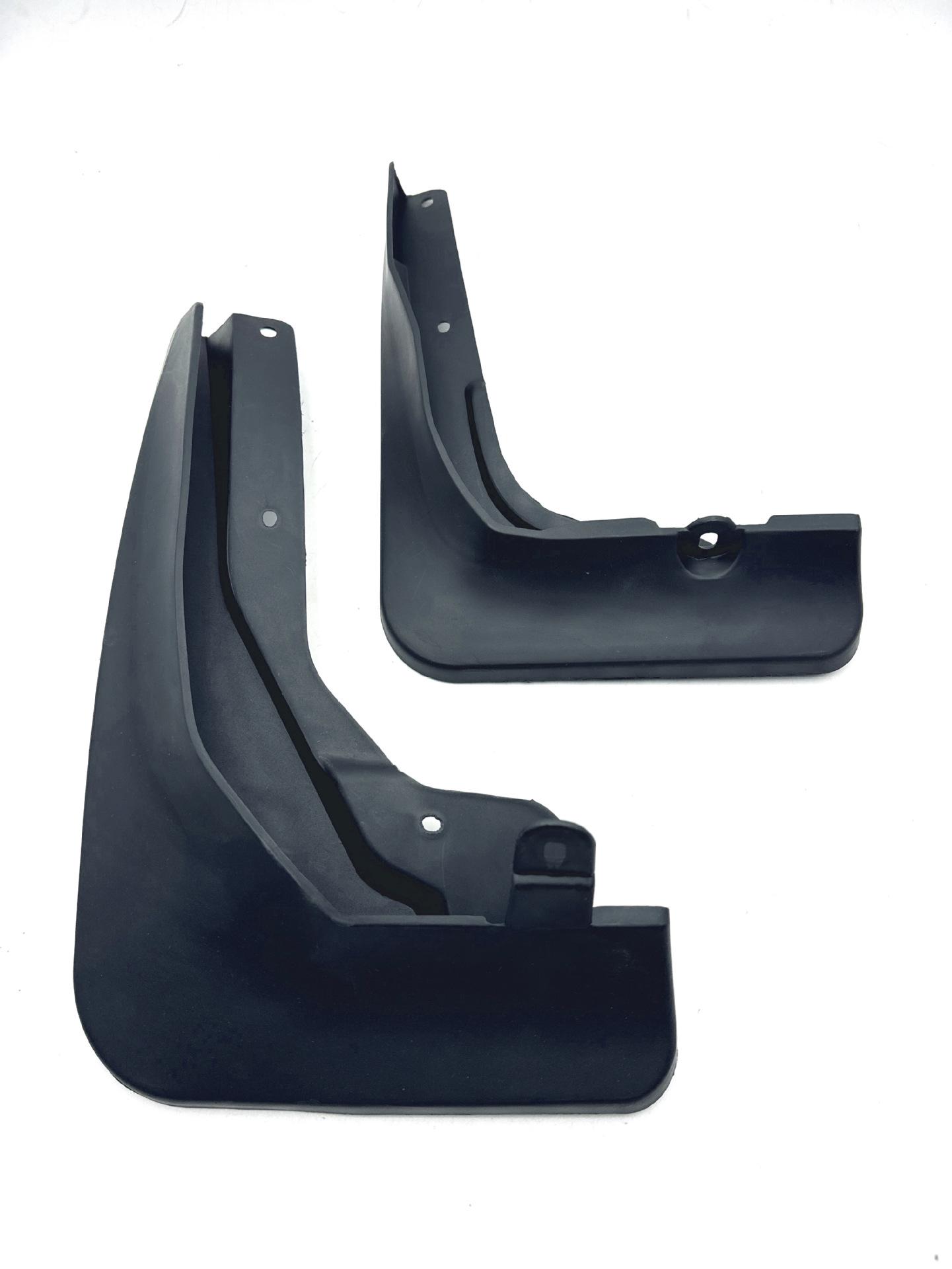 2024 BMW 5 Series Luxury Edition Neutral Plastic Mudguards