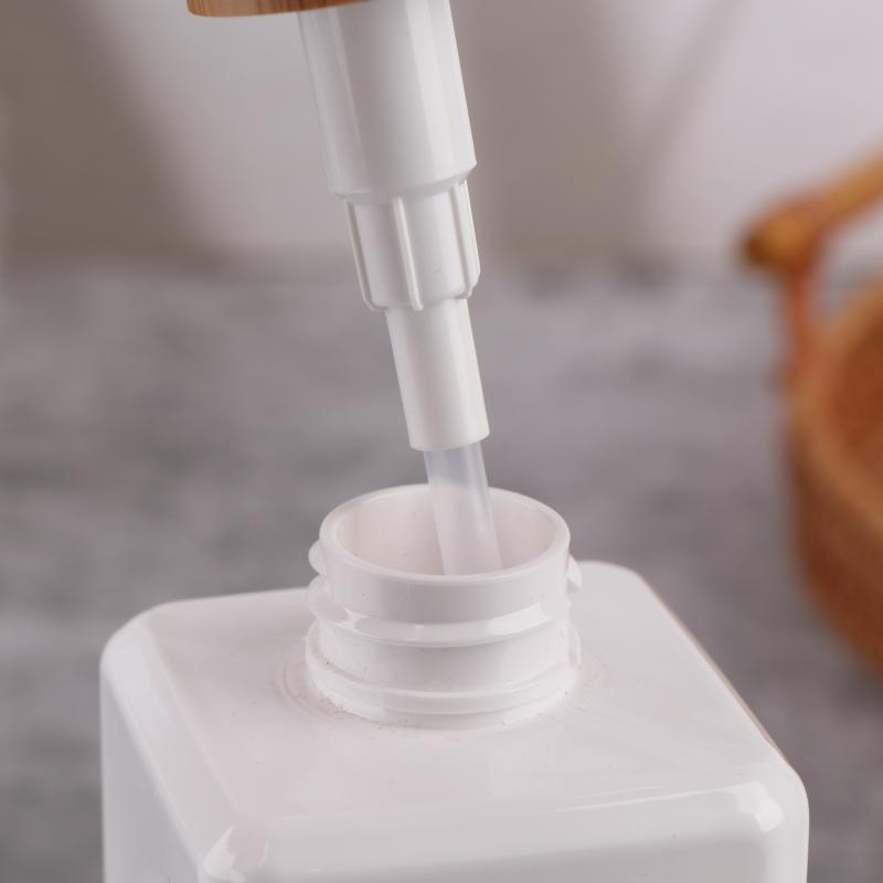 1Pcs Bathroom Dispensers Square Shampoo Shower Gel Body Wash Dispensers Refillable Bamboo Pump Bottles Lotion Containers