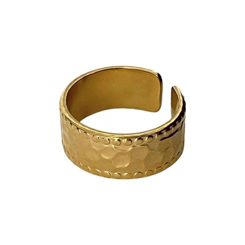 Элегантное разомкнутое кольцо с уникальным мятым дизайном и полым узором, покрытое белой эмалью для модного вида