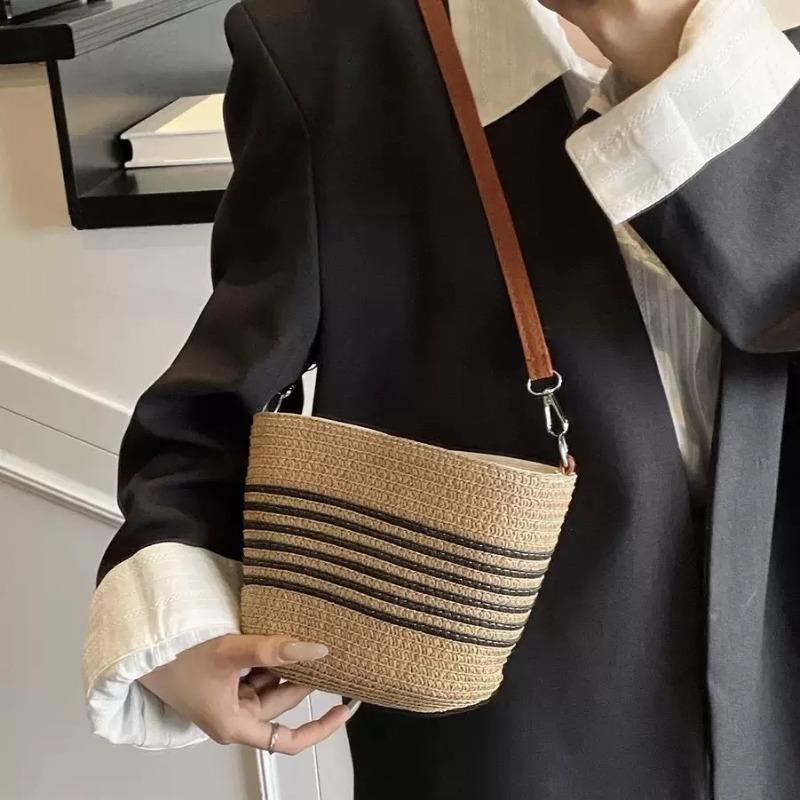 Straw bag women's summer woven bag handbag seaside vacation messenger bag large capacity women's bag tote bag