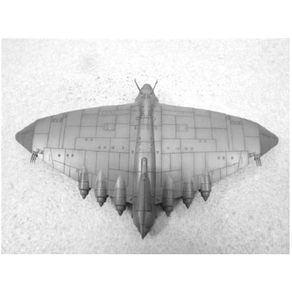 Aoshima Bunka Kyozai Future Boy Conan Sky Fortress Gigant Scale Plastic Model No.1 1/700