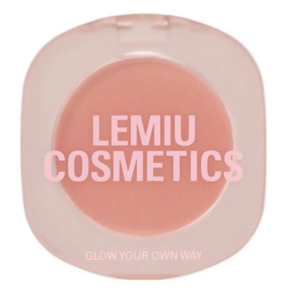 LEMIU Blusher Eye to Point Cheek Swatch Sunday Coral