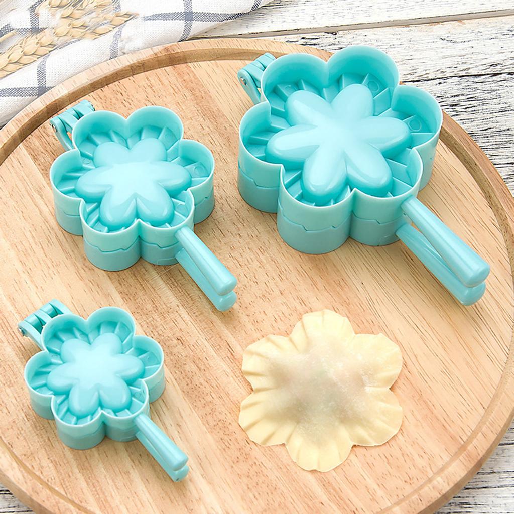 Dumpling Maker Empanada Maker Press Mini Pie Maker Easy to Use And Clean Durable Kitchen Gadget Home Baking Pastry Tool