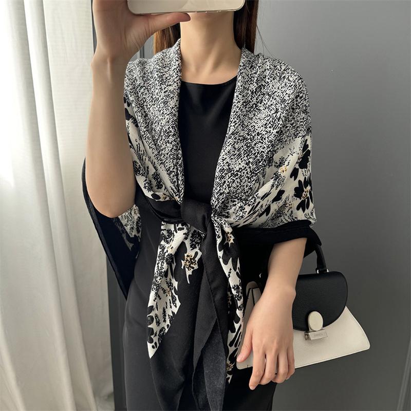 Wintermode 130 cm Quadratisch Hübsches Florales Dickes Viskose-Schaltuch Schal Dame Hochwertiger Wickel Pashmina Stola Bufandas Muslimischer Hijab