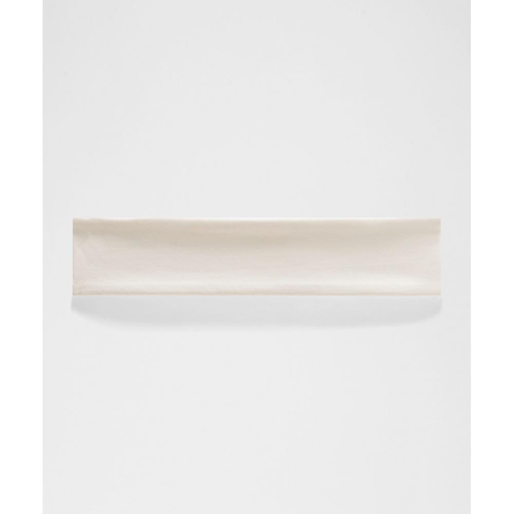 

Lululemon Women S Luxtreme Training Headband Light Ivory ONE SIZE