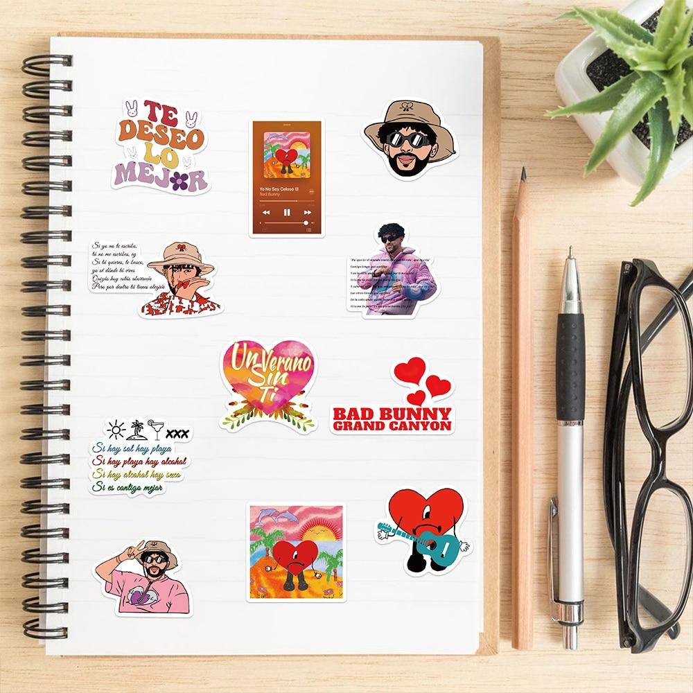10/50ks nálepek Bad Bunny Nové nálepky s graffiti Album Un Verano Sin Ti pro kutily zavazadla Laptop Skateboard Motocyklová nálepka