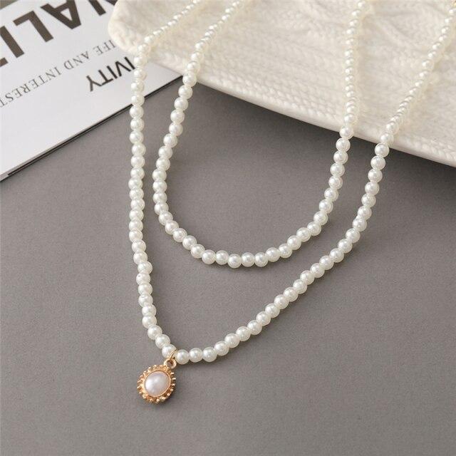 17KM Punk Gold Multilayered Necklace for Women Vintage Silver Color Geometric Round Pendant Necklaces Butterfly Choker Jewelry