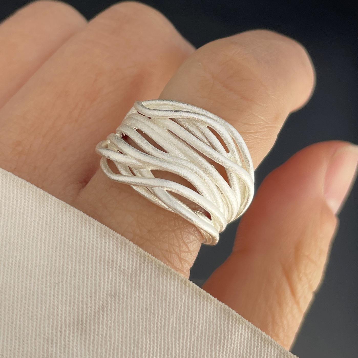 

925 Sterling Silver Rings for Women Couple Minimalist Handmade Simple Hollow Gold Interline RingJewelry Gift Prevent Allergy resizable