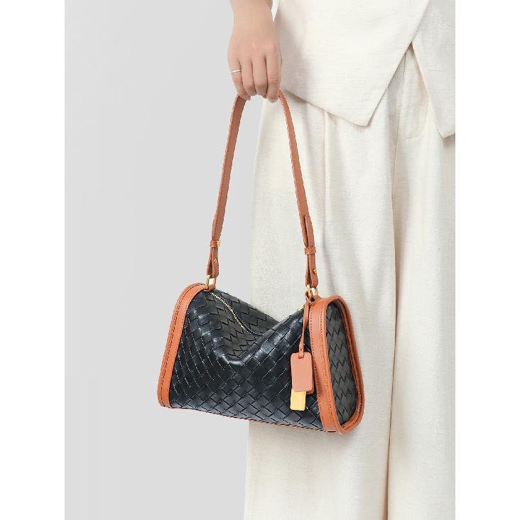 Genuine Leather Versatile Crossbody Bag Vintage Boston Bag Women's Shoulder Bag Fashion New Women's Commuter Bag