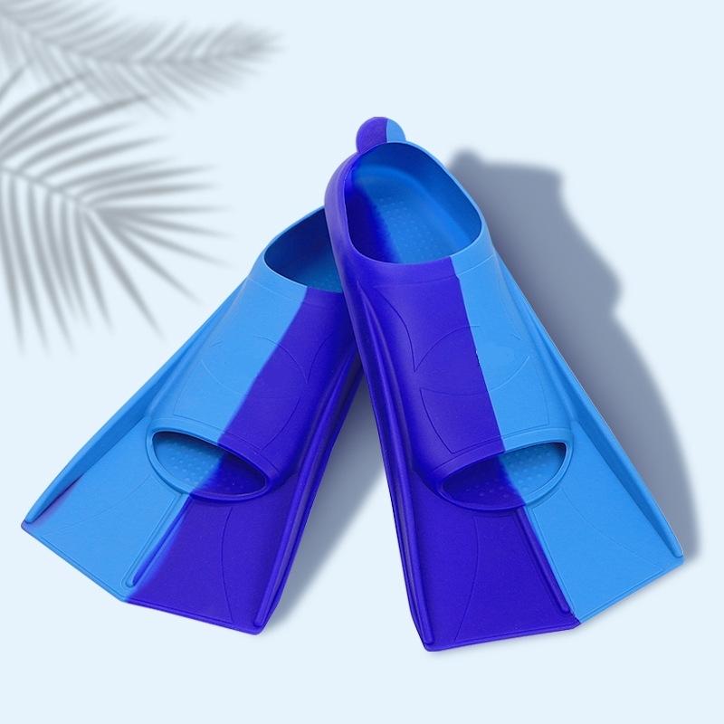 Swim Fins Comfortable Silicone Flippers for Swimming and Diving Size Suitable Beginners Kids Girls Boys Adults