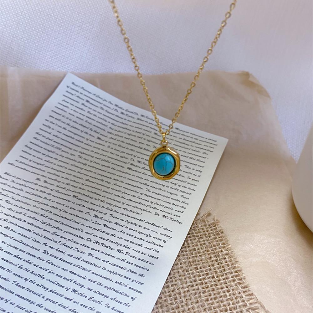 Retro Gold Titanium Steel Turquoise Geometric Necklace - Women's Color-Preserving Clavicle Chain Pendant