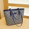 Retro Textured Tote Bag Simple Versatile Fashion Mother Child Bag Printed Light Luxury High End Women's Commuting Handbag