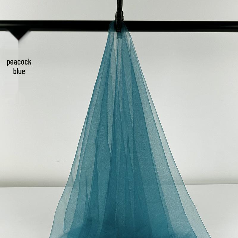 Blaues Gaze-Weichgarn für Kindergartenbühnen- und Decken Dekoration, Abschlussfeier Szene