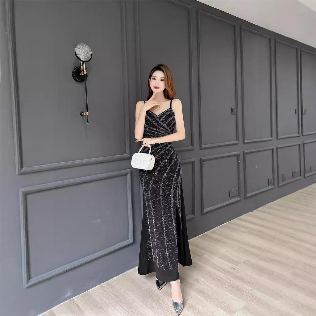 New navy blue suspender V-neck sexy dress birthday party light luxury niche design host split dress