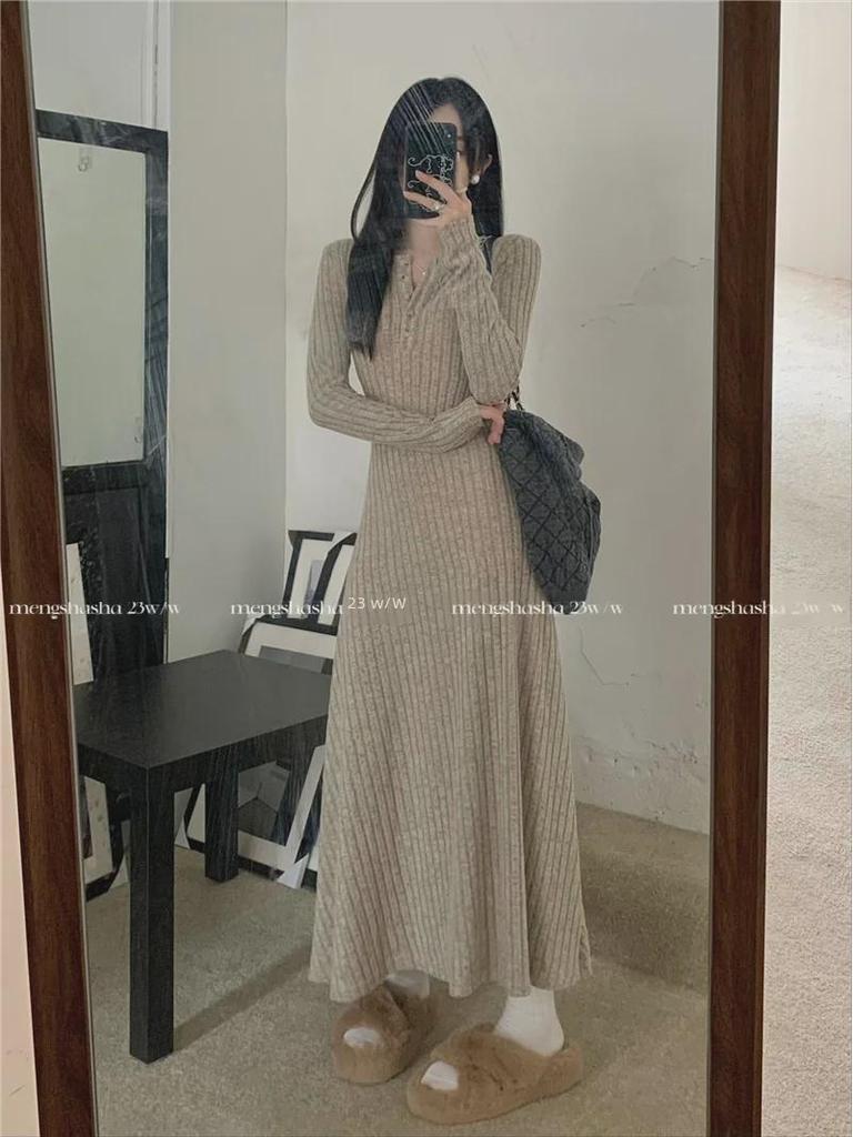 Women's Retro Knitted A-Line Dress: Versatile, Slimming Long-Sleeve for Spring, Autumn, and Winter