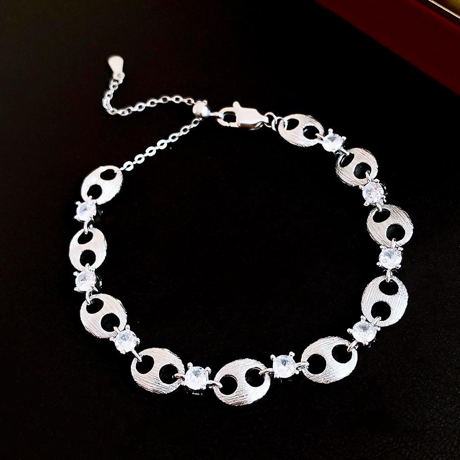 

European and American medieval zir*****val splicing bracelet light luxury bracelet personalized simple jewelry women
