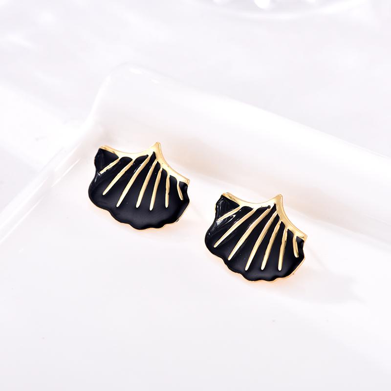 

Vintage Shell Stainless Steel Gold Color Texture Stud Earrings For Women Enameled Blue White Black Beach Holiday Ocean Zircon