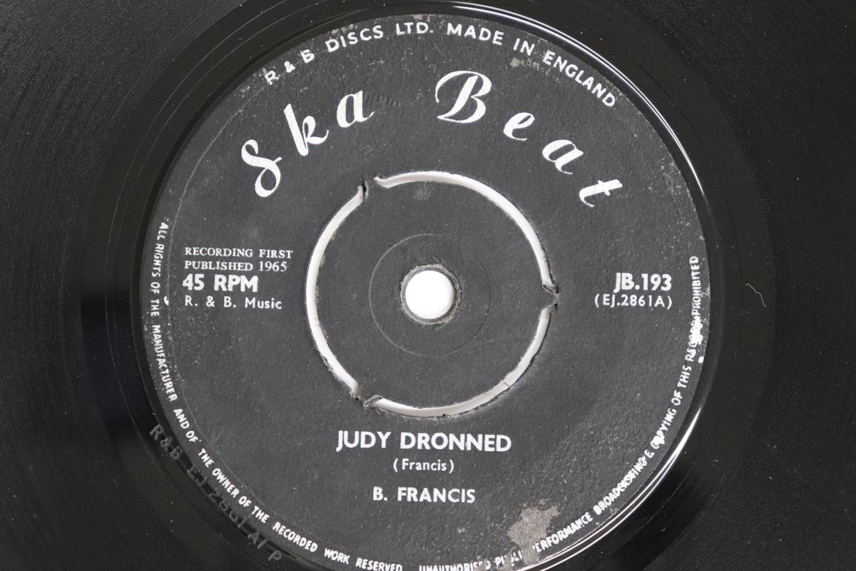 

7-дюймовая пластинка B. ФРЭНСИС - Джуди Дроннед / Кто Хрустит JB193 Ска Бит 1965 Великобритания Регги, Ска и Даб Б/у
