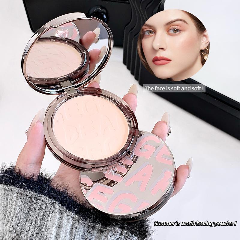 

Gege Bear Feathery Mist Setting Powder