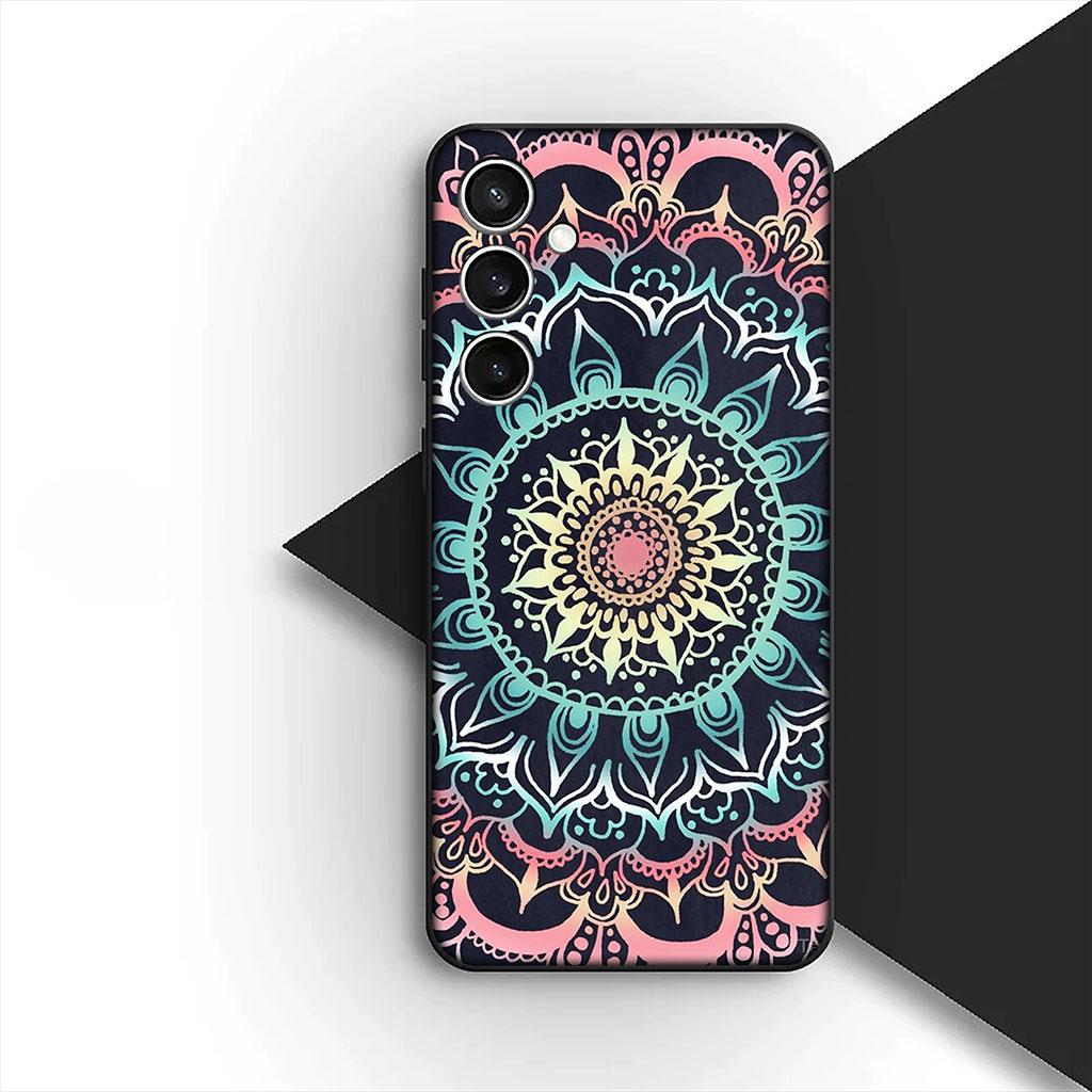 

Cover for Motorola Moto G86 G57 E14 E15 G14 G34 G35 G84 G24 A54 G15 Power E22 Case Floral Paisley Mandala flower Wood Texture Motorola Moto G34