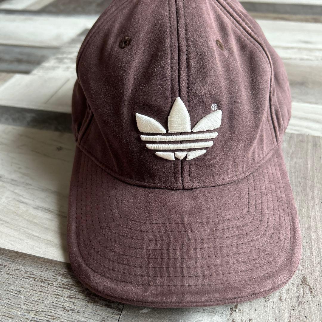 Used adidas trefoil suede style cap brown