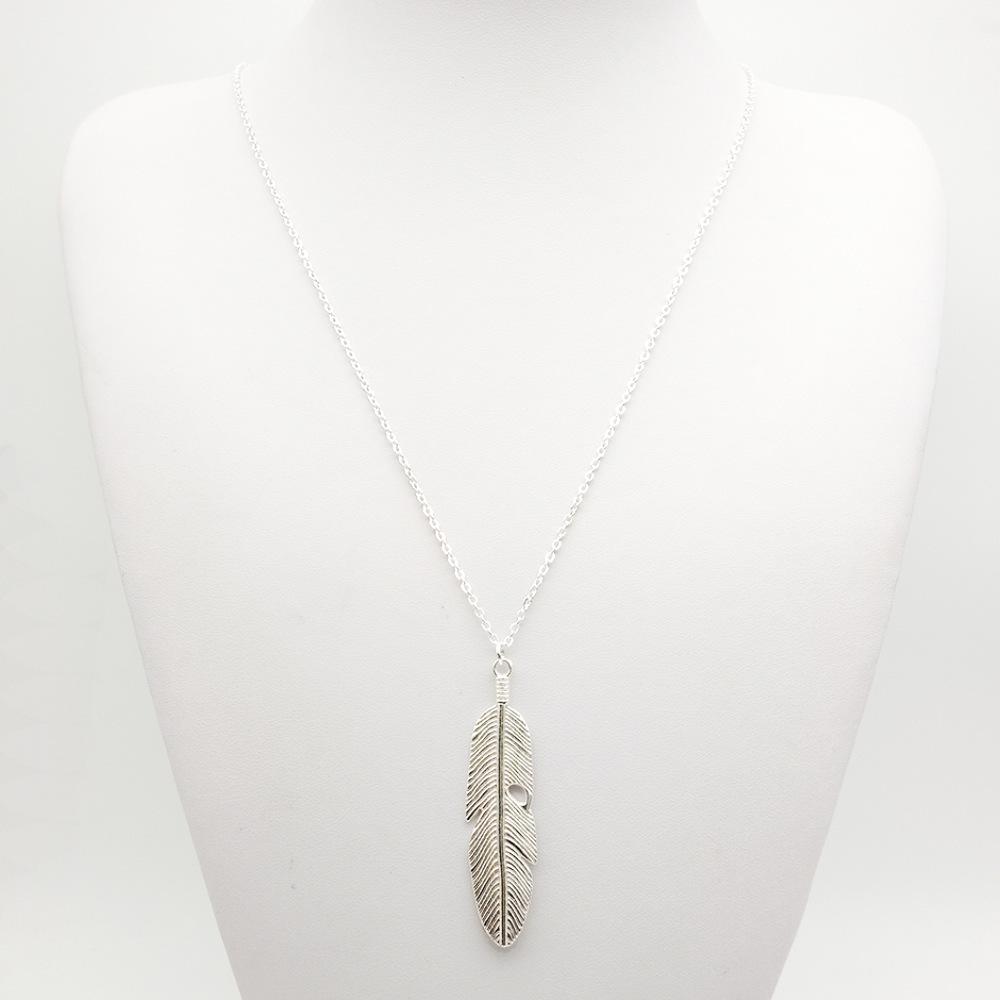 European & American Style Feather Leaf Necklace – Simple, Long Chain Jewelry Accessory