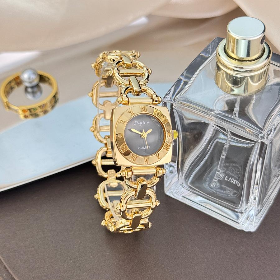 High-End Damen Armbanduhr Römische Zifferblätter Quadratisches Zifferblatt Quarzuhren Leichter Luxus Mode Damen Armbanduhr Relogio Feminino