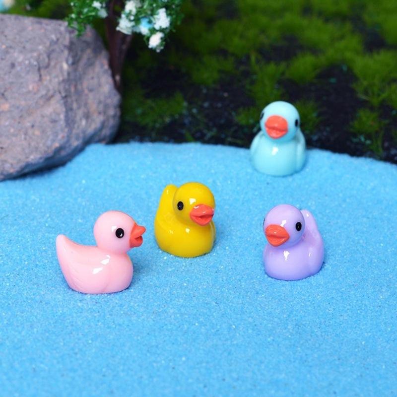 50 Stück Bunte Mini-Harz-Enten Mini-Figuren für Landschaft Mini-Enten Mikro-Feen Gartenlandschaft Puppenhaus Dekorationen