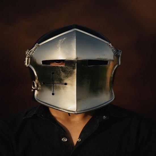 

Barbuta Helmet Silver Black Barbuta Knight Helmet Warrior Barbuta Helmet Helmet for LARP, Cosplay Collectors Best Gift