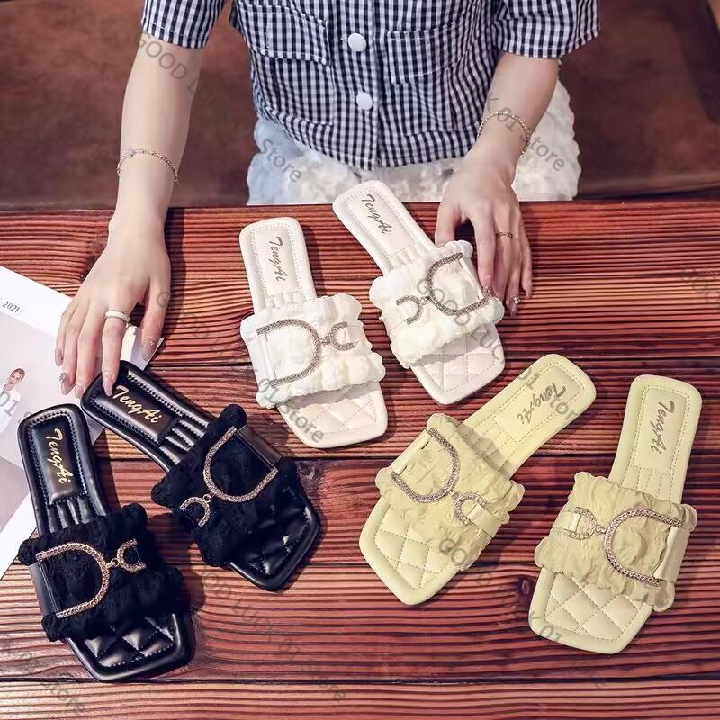 Fashion 2025 Women's Flat Sandals Summer 2025 Faionable Versatile Fairy T Sle Slip-On Anti-Slip Rubber Sole Comfortable Casual Wear