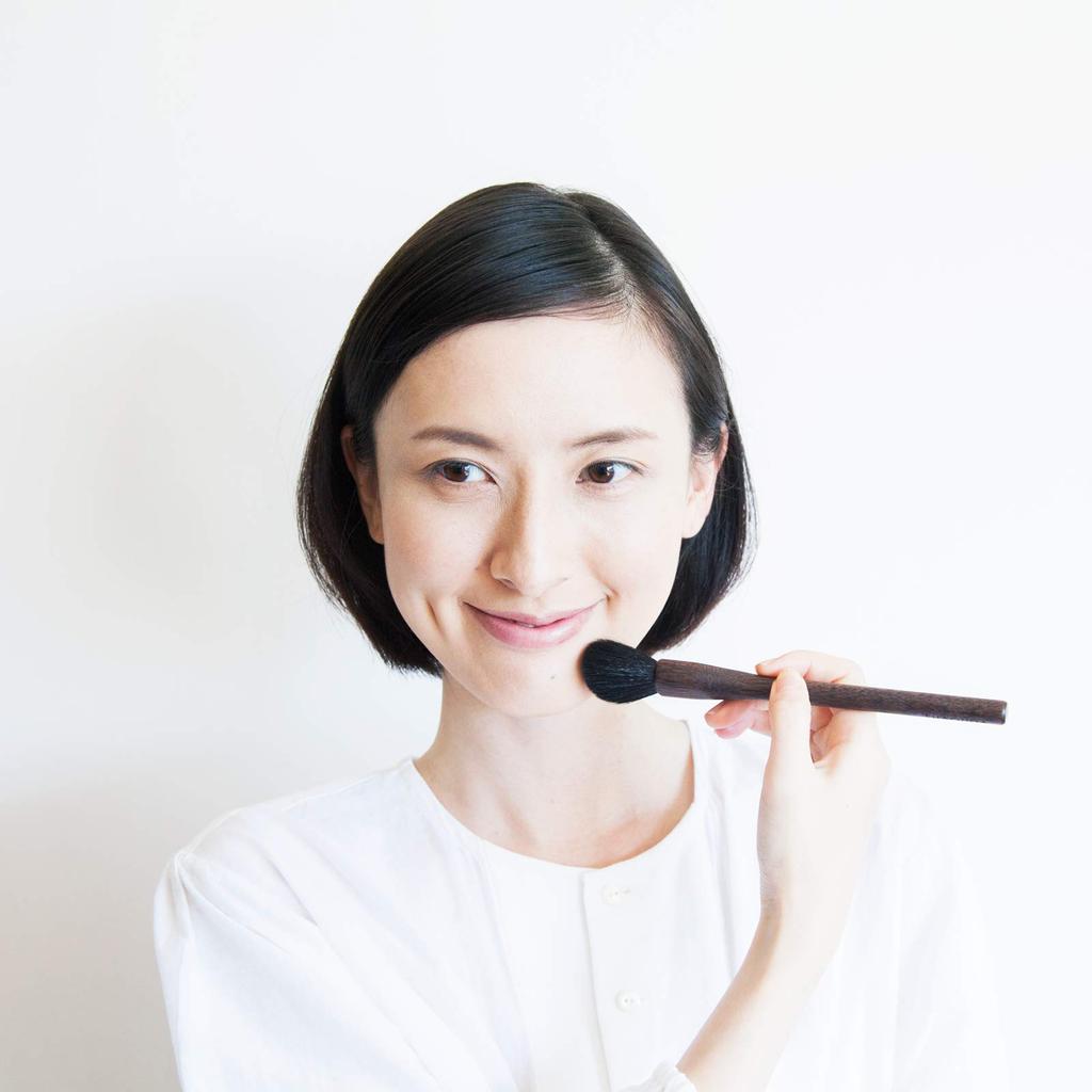 SHAQUDA UBU Angled Face Brush [805]