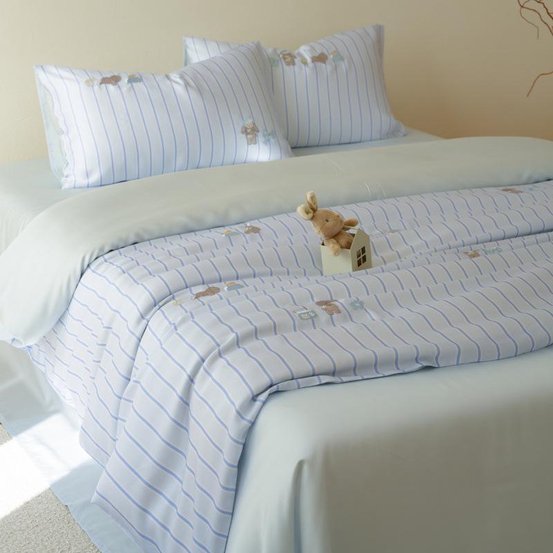 Summer Cool Tencel Cartoon Bedding Set – Silky Ice Silk Duvet Cover & Bed Sheet Flat 1.2 Three-Piece - Duvet 150x200