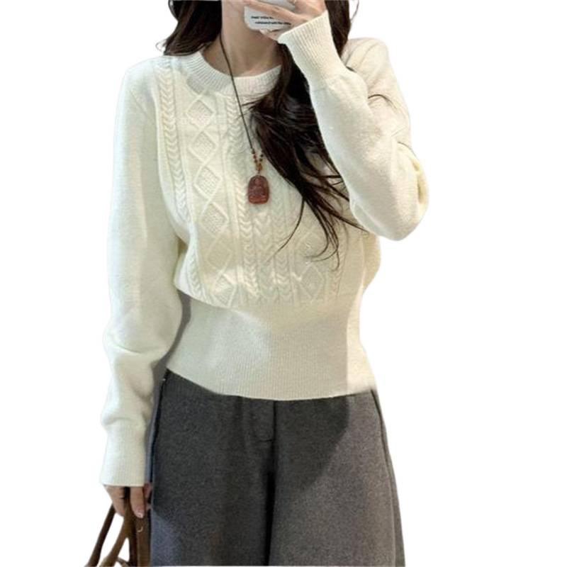 Korean Minimalist Round Neck Cable Knit Sweater for Women - Slimming Waist-Cinch, Autumn/Winter Versatile Short Top
