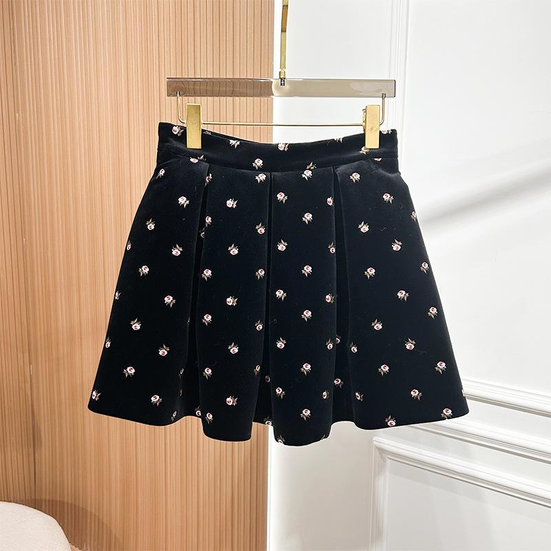 2026 Spring Black Polka Dot High-Waisted Velvet A-Line Skirt for Women Large чёрный