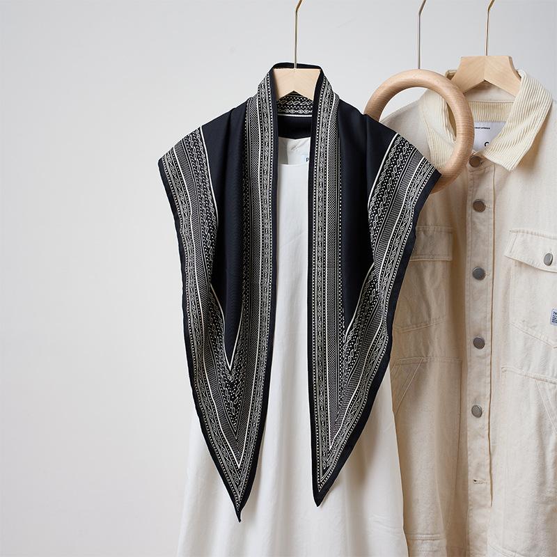 

Простой белый многофункциональный платок однотонный минималистичный ромбовидный шарф имитация шелка твил прохладный треугольный шелковый шарф 135cm чёрный