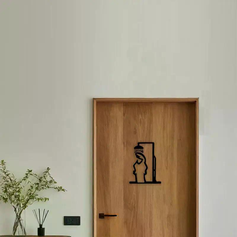 1Pcs Shower Figure Wall Decoration Minimalist Line Metal Bathroom Sign Rustic Door Art Sign Funny Door Topper Home Decorations