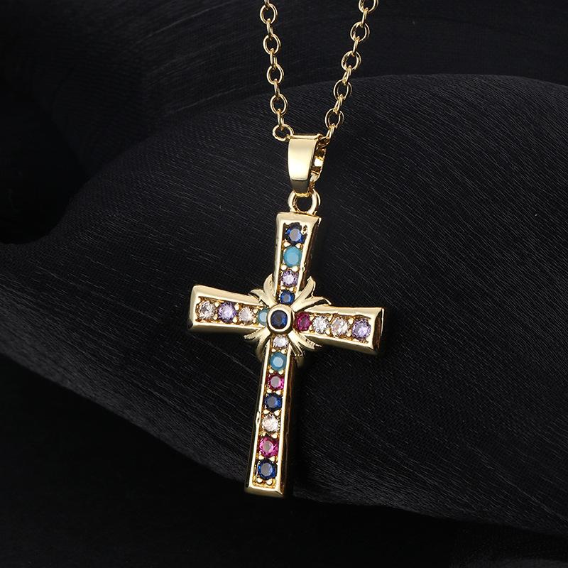 Cross necklace, zircon, European and American necklace, titanium lock chain, Instagram retro punk, personalized pendant, niche design