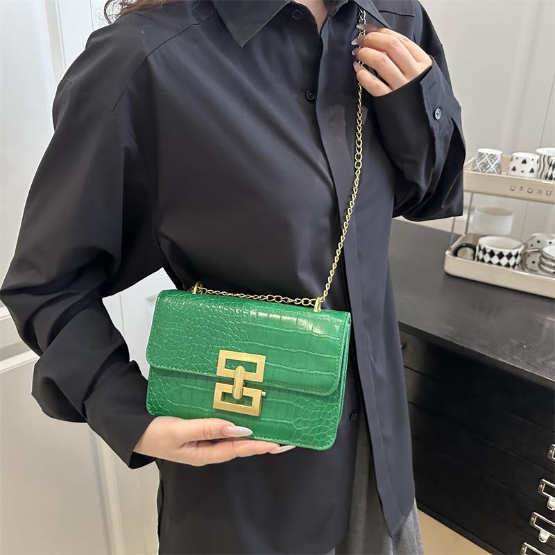 Popular Commuter Women's Bag New Summer Chain Shoulder Armpit Bag High Sense Versatile Small Square Bag Women