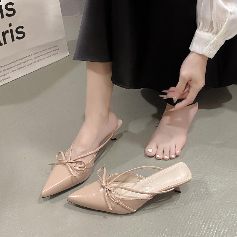 Spring and summer 2025 new French bow pointed kitten and bag head cool slippers low heel rear empty cool slippers